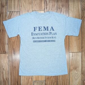 New Orleans Vintage Katrina T-shirt (L)